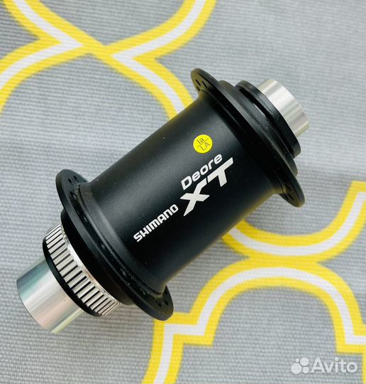 Втулка передняя Shimano xt