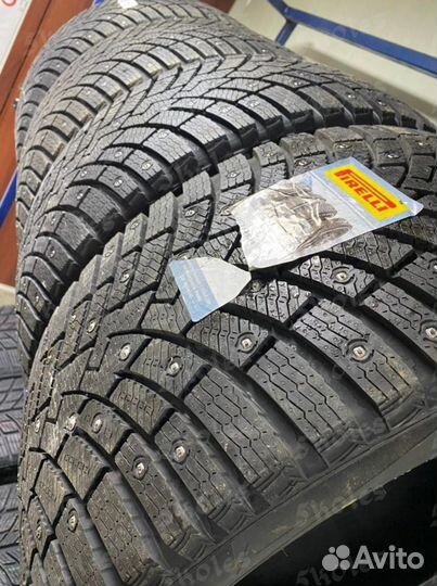 Pirelli Scorpion Ice Zero 2 275/45 R20