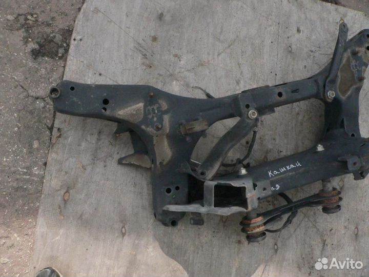 Балка задняя nissan Qashqai+2 (JJ10) 2008-2014