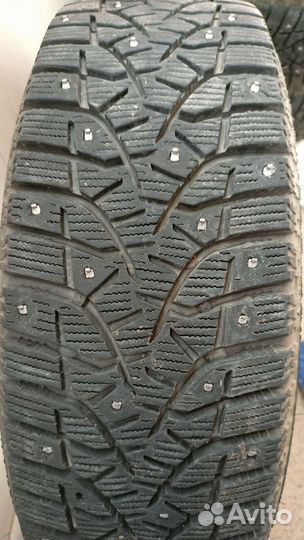 Bridgestone Blizzak Spike-02 185/65 R15 88T