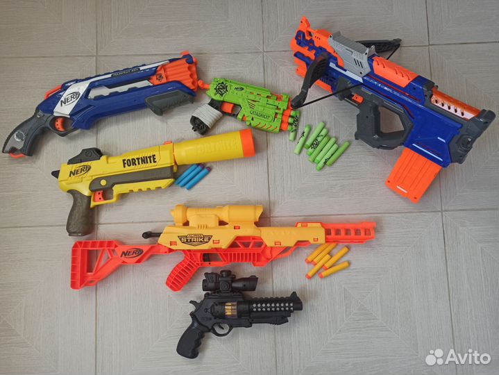 Nerf арбалет Crossbolt и бластер roughcut 2*4