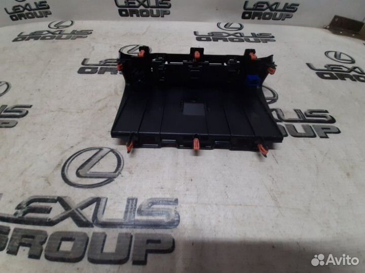 Панель приборов передний Toyota Rav4 axah54L