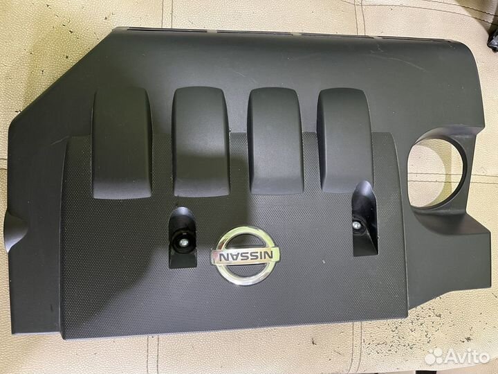 Крышка двигателя декоративная nissan tiida c11