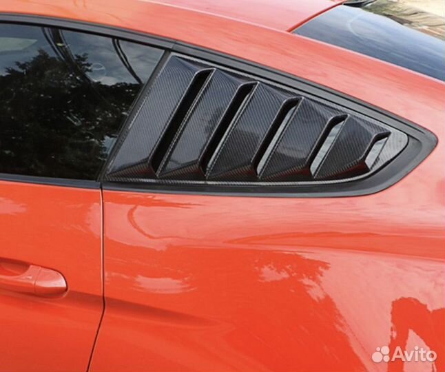 Накладки на форточки Ford Mustang 2015-2022 карбон
