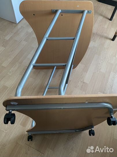 Компьютерный стол на колесиках