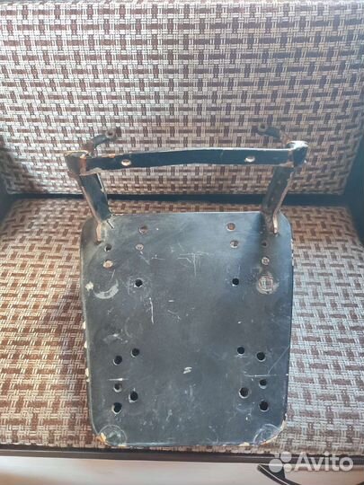 Багажник на скутер/мопед