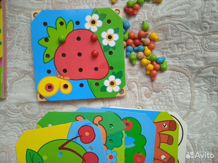 Развивающие игрушки пакетом