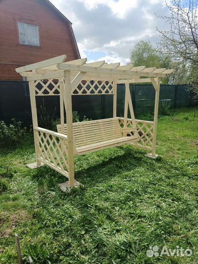 Качели деревянные с перголой