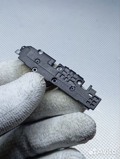 Honor 7a. Прижимная пластина. Оригинал