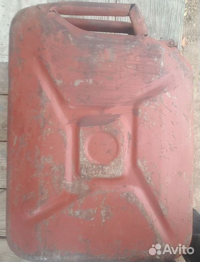 Канистры металлические 20 литров