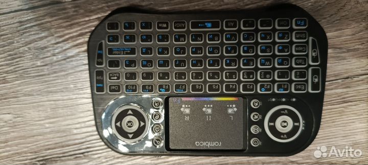 Пульт дистанционного управления-клавиатуры с мышью