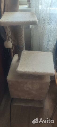 Домик для кошки с когтеточкой бу