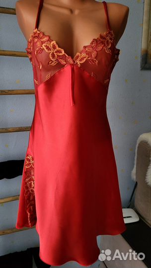 Женский пинюары