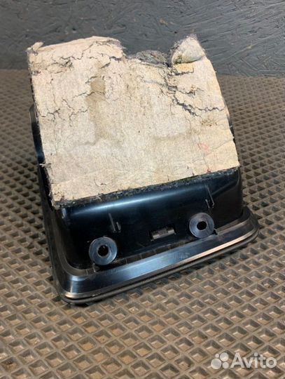 Бардачок передний левый Bmw 7-Series G12