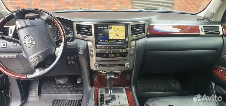 Lexus LX 5.7 AT, 2015, 122 973 км