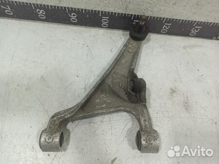 Рычаг задний верхний правый