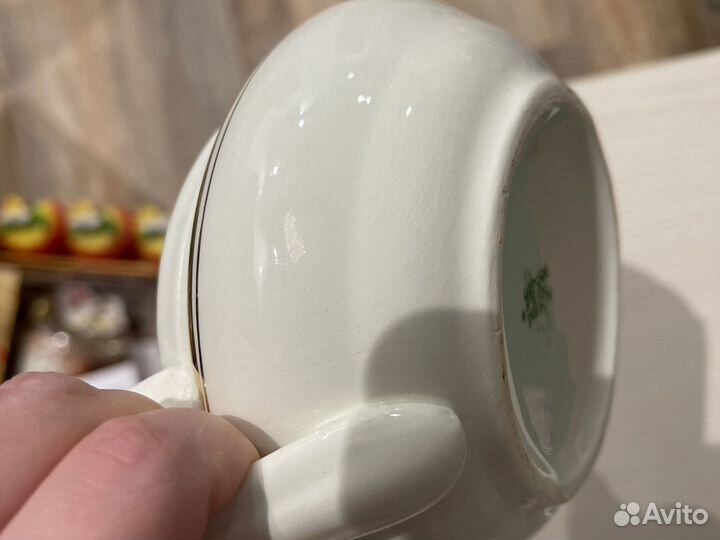 Молочник позолота зик