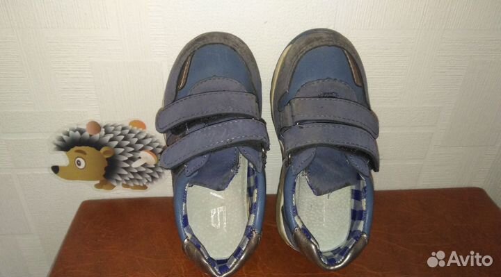 Кроссовки детские