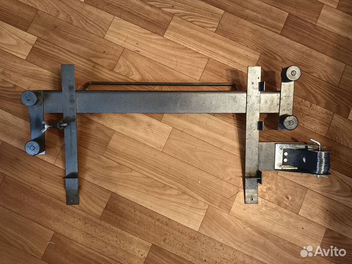 Станок для натяжки проволоки для пчеловодных рамок