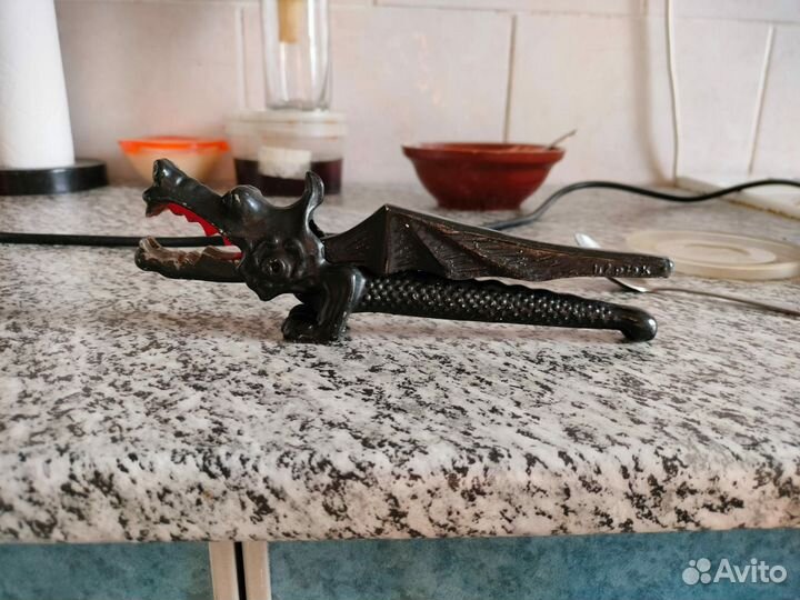 Крокодил для колки орехов,ссср