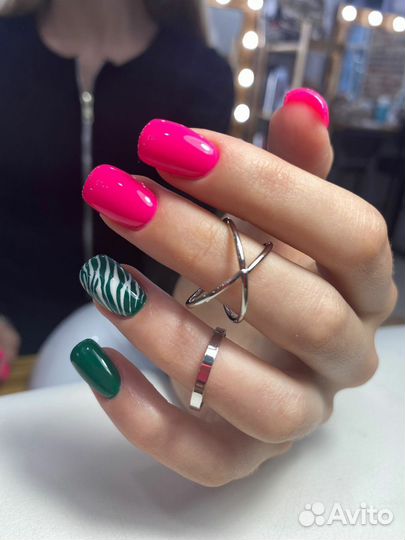 Маникюр, педикюр, наращивание ногтей