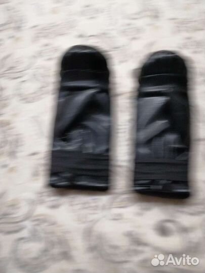 Боксерские перчатки