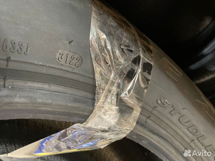 Pirelli Ice Zero FR 255/55 R18 109H