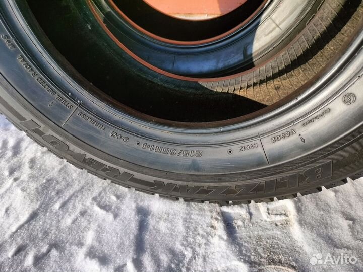 Bridgestone Blizzak Revo1 215/65 R14