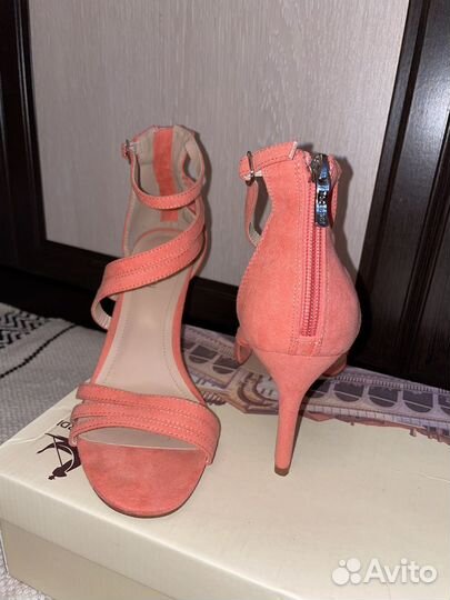 Босоножки,туфли