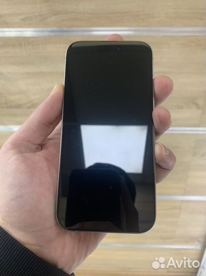 iPhone 15 Pro, 256 ГБ