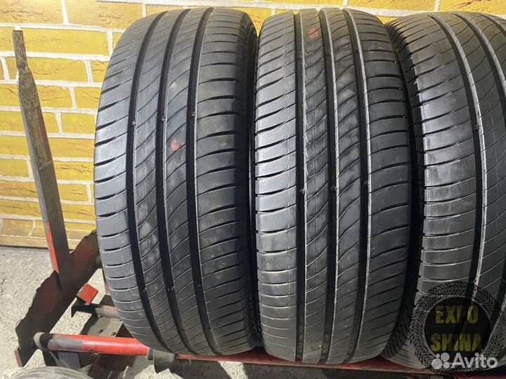 Michelin Agilis 235/65 R16C 113R