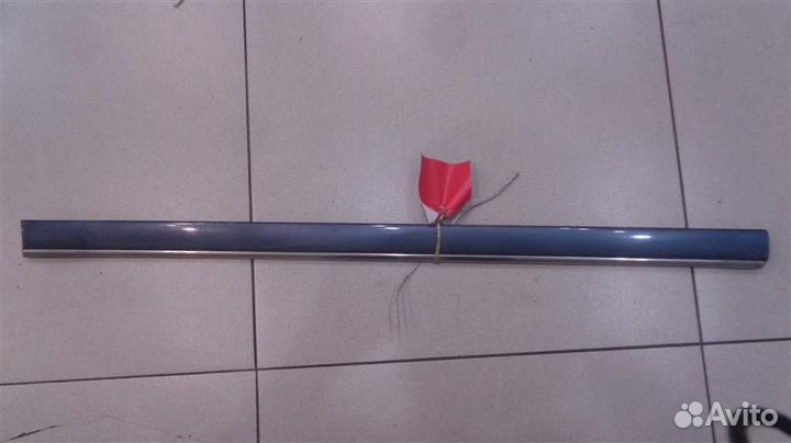 Молдинг двери передней правой Mercedes Benz C-Сla