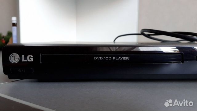 DVD-плеер LG DVX-440+15 дисков в подарок