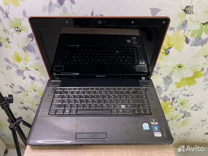 Lenovo Y550 на запчасти или ремонт