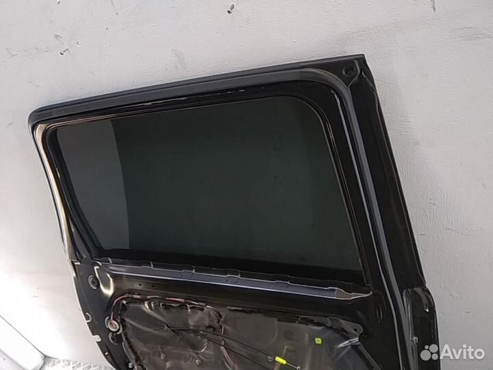 Уплотнитель двери Mitsubishi Outlander