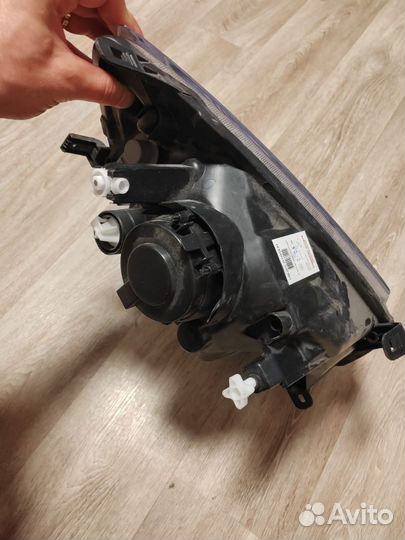 Левая Фара лада гранта LF