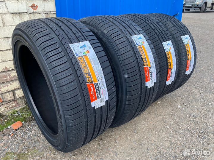 Saffiro SF5000 305/35 R24 112Y