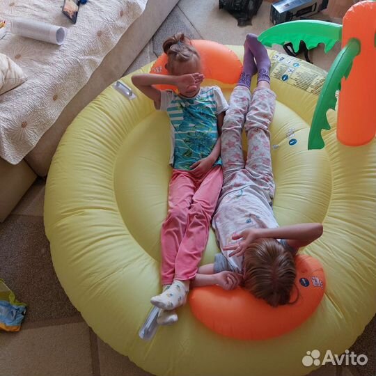 Матрас круг для плавания 120120 см