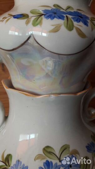 Фарфоровый чайник