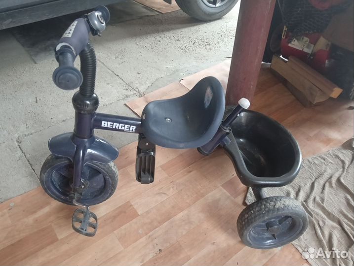 Велосипед с родительской ручкой