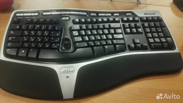 Microsoft Natural Ergonomic Desktop 7000