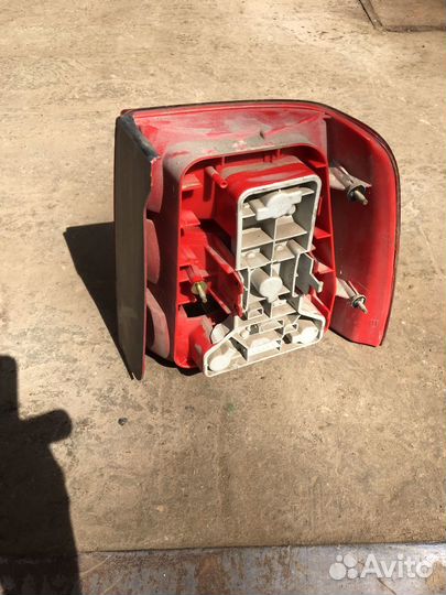 Фонарь задний левый Volkswagen passat b5