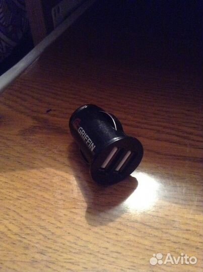 Автомобильное зарядное устройство griffin dual USB