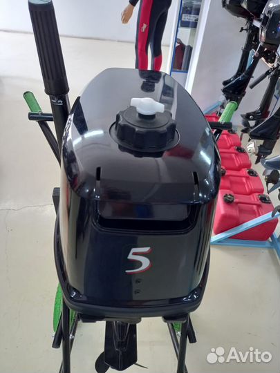 Лодочный мотор Tohatsu М 5 л.с. Б/У