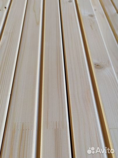 Брус бабочка