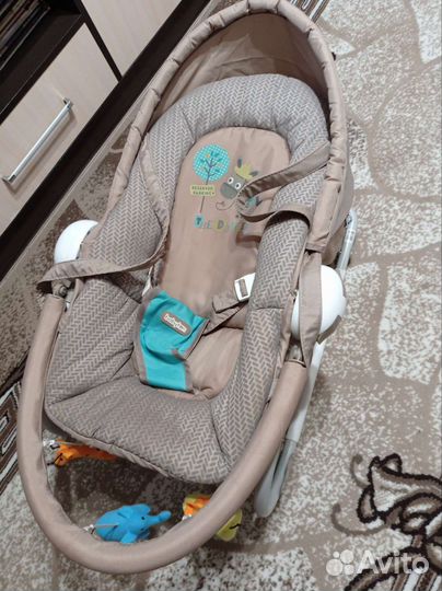 Шезлонг детский