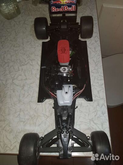 Радиоуправляемая модель с двс F-1 Red Bull Racing