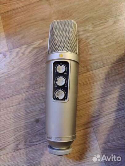 Студийный микрофон Rode NT2000