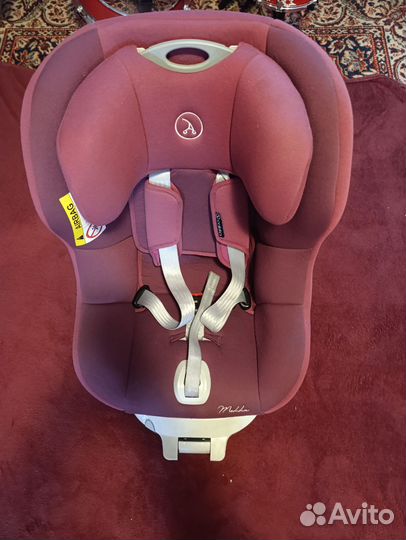 Автомобильное кресло