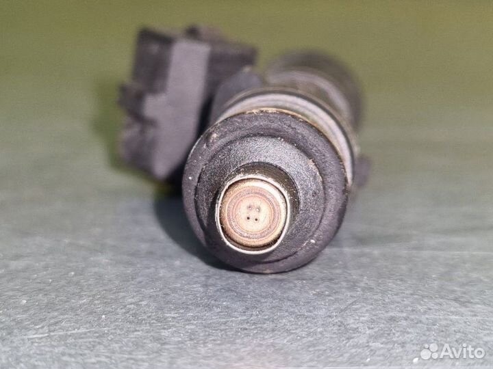 Форсунка инжекторная электрическая Ford Focus